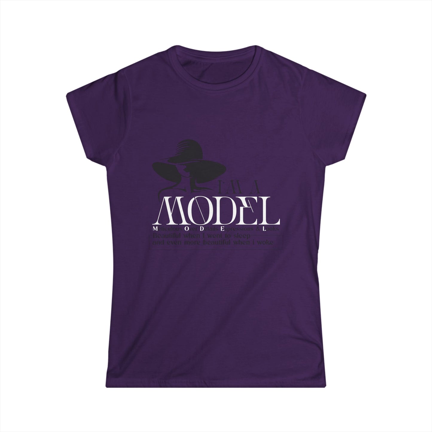 Chic Women's Softstyle Tee - 'I'm a Model' Fashion Quote Shirt